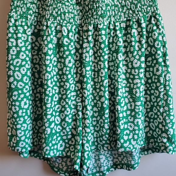 Michael Kors Green Sleeveless Keyhole Halter Style Geometric Print Romper - Picture 8 of 15